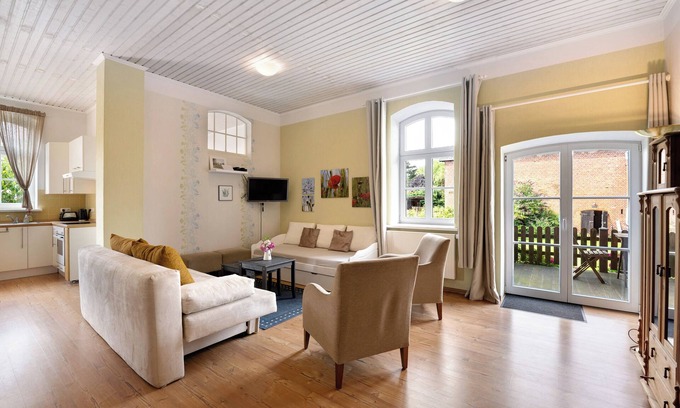 Schlagsdorf Apartment | Apartment '2 Zimmer Wohnung' with Private Terrace, Shared Garden and Wi-Fi