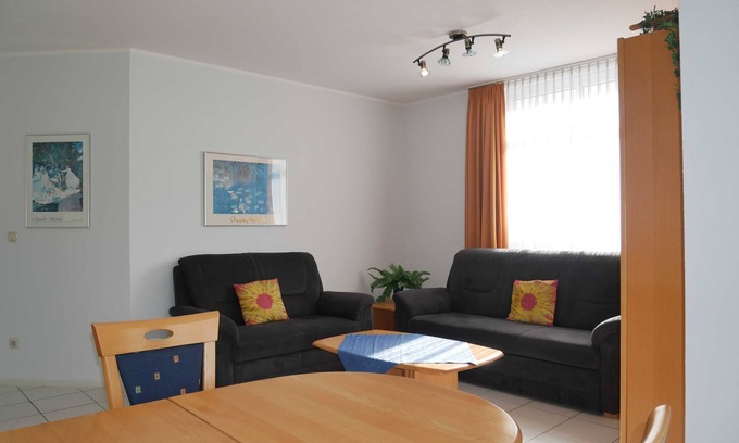 Zinnowitz Apartment | Apartment 25 - House Roland Whg. 22 & 25, with use of pool and sauna