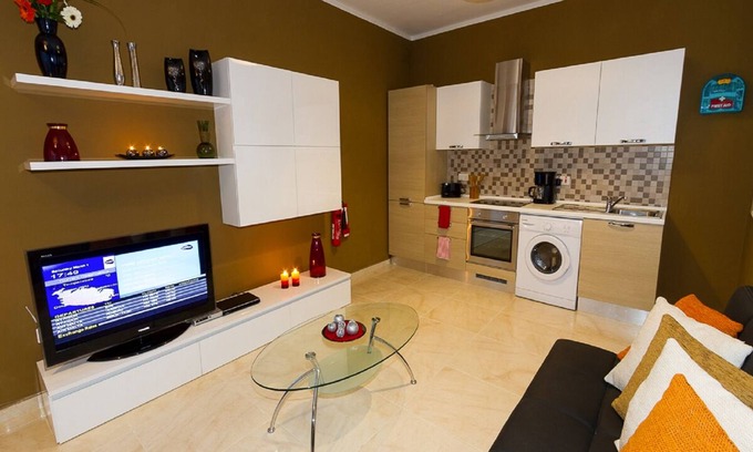 Ta' Giorni Apartment | Apartment 29: Two-Bedroom Apartment near St. Julian's