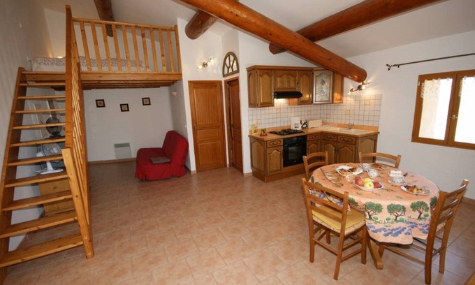 Bonnieux Apartment | apartment 2nd floor panoramic view