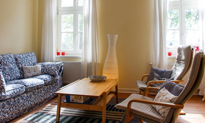 Klausdorf Apartment | Apartment 2nd floor - railway house in Klausdorf