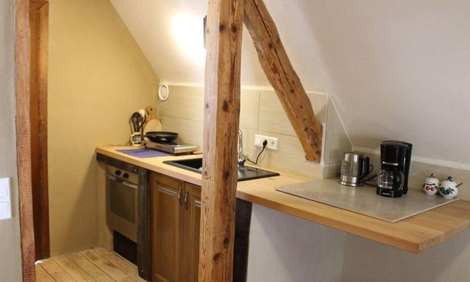 Leinsweiler Apartment | Apartment 3 - Feriengut drinking stork