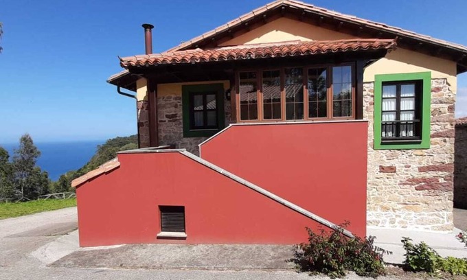 Priesca Cottage | Apartment 3 The Piensu for 4 people