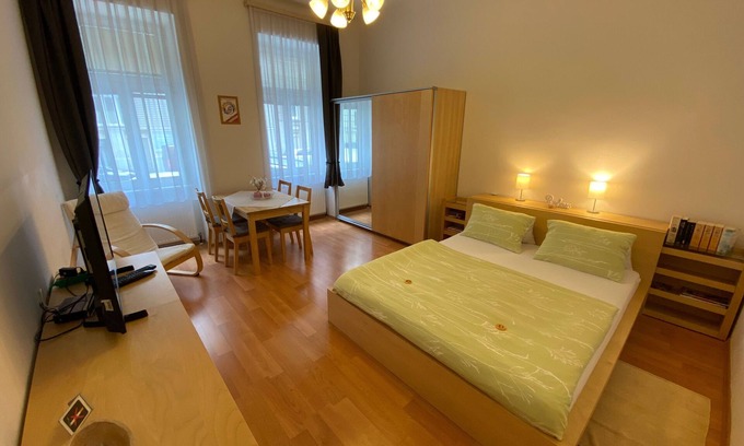 Rudolfsheim-Funfhaus Apartment | Apartment 4 - HausPrinz