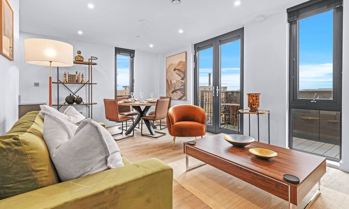 Heworth Apartment | Apartment 47 with Free parking and On site Gym