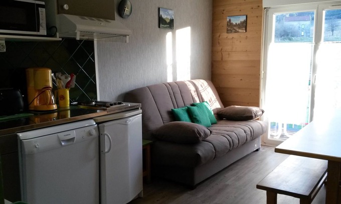 Girmont-Val-d'Ajol Apartment | Apartment 5 pers 2 bedrooms, balcony