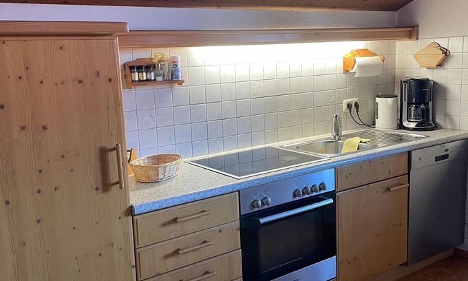 Laufen Apartment | Apartment 75 sqm up to 5 persons, balcony, 2 bedrooms, eat-in kitchen