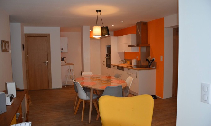 Mont-Dore Apartment | Apartment 93 M2, 3 bedrooms with terrace, downtown