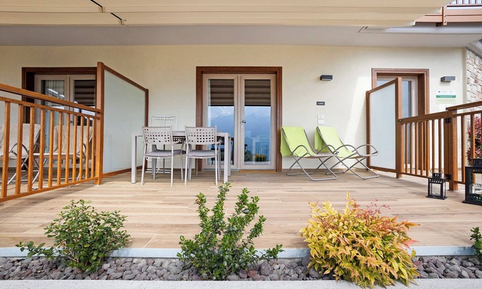 Tremosine Apartment | Apartment 'Agriturismo Hegemone Albero' with Mountain View, Private Terrace and Wi-Fi