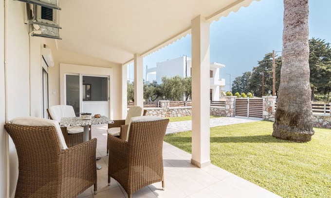 Fanai Apartment | Apartment 'Absinthia Fanes 1' with Mountain View, Wi-Fi and Air Conditioning