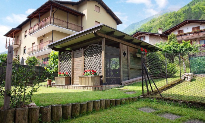 Malonno Apartment | Apartment "Acero Rosso" with Mountain View, Private Terraces & Wi-Fi