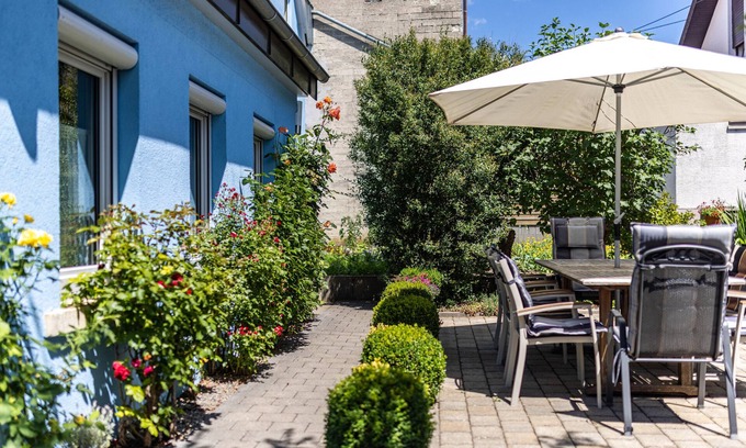 Genkingen Apartment | Apartment 'Alb Rose Ferienwohnung' with Private Terrace, Shared Garden and Wi-Fi
