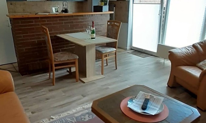 Wiefelstede Apartment | Apartment Aliessa - apartment/apartment, shower, toilet