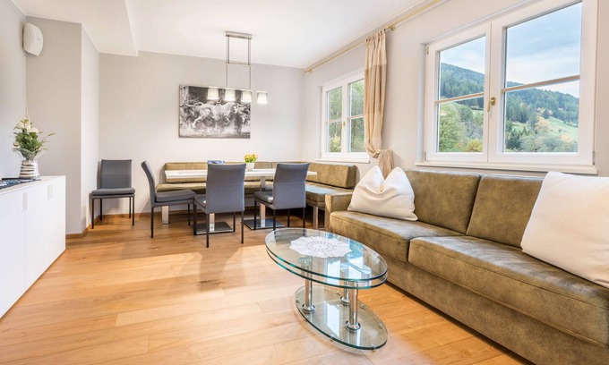 Valle Aurina Apartment | Apartment 'Alpen Living - 2nd Floor' with Mountain View, Whirlpool & Wi-Fi