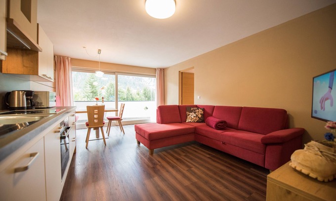Riva di Tures Apartment | Apartment "Alpenblick Nr 5" with Shared Garden & Wi-Fi