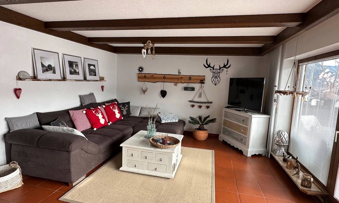 Ettensberg Apartment | Apartment 'Alpenherz' with Mountain View, Private Terrace and Wi-Fi
