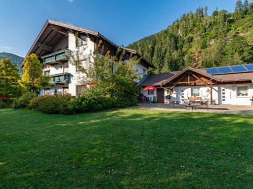 Agsdorf Apartment | Apartment Alpenrose Apartment 2 by Interhome