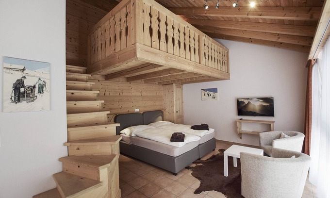 Klosters-Serneus Apartment | Apartment "Alpin 3" with Terrace & Wi-Fi