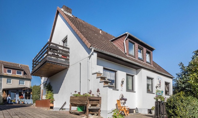 Einbeck Apartment | Apartment 'Am Ps Speicher' with Balcony and Wi-Fi