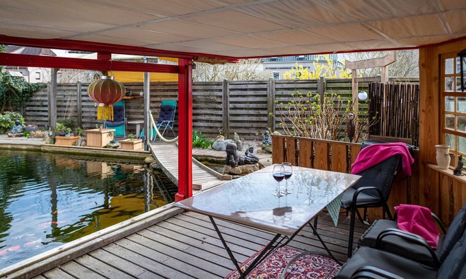Buetzow Apartment | Apartment 'Am Teich' with Shared Terrace and Wi-Fi
