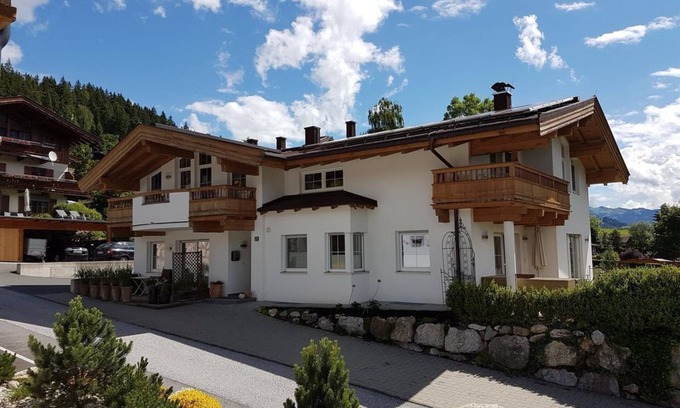 Lauterbach Apartment | Apartment Angelika - Apartment OG/2 bedrooms/shower, WC