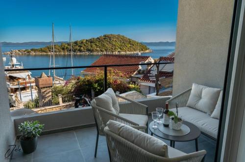 Zaklopatica Apartment | Apartment Angie