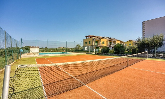 Gedici Apartment | Apartment Anita with shared pool
