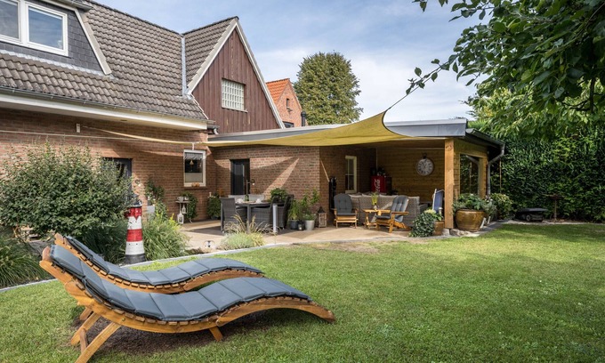 Ratekau Apartment | Apartment 'Ankerplatz Maria' with Shared Terrace, Shared Garden and Wi-Fi