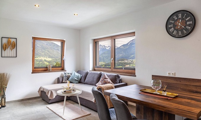 Imst Apartment | Apartment 'Apart Elias' with Mountain View, Shared Terrace and Wi-Fi