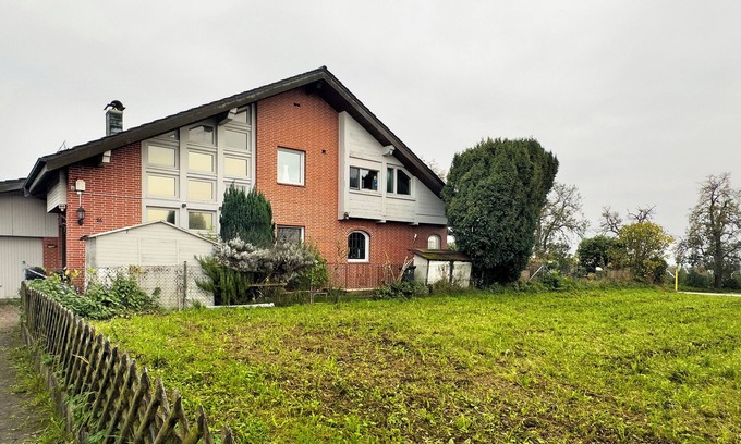 Ailingen Apartment | Apartment 'Apfelstübchen' with Mountain View and Wi-Fi
