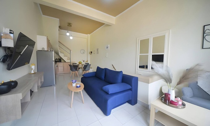 Pothia Apartment | Apartment 'Argo Downtown' with Sea View, Wi-Fi and Air Conditioning
