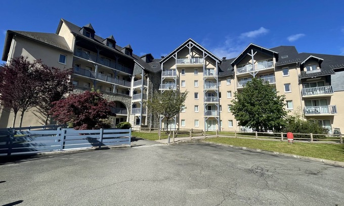 Saint-Lary-Soulan Apartment | Apartment at the foot of the gondola and thermal baths