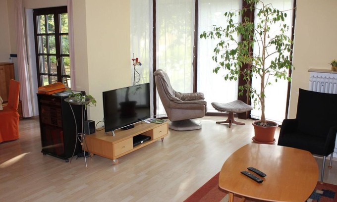 Canet Apartment | Apartment At Grüns - Apartment