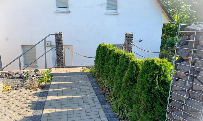 Lobeda Apartment | Apartment at the foot of the Lobdeburg