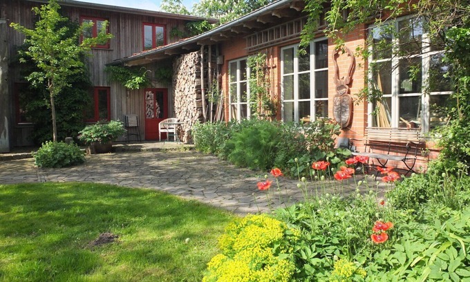 Horst Apartment | Apartment 'Atelierwohnung Hof Kranichmoor' with Private Terrace, Shared Garden and Wi-Fi