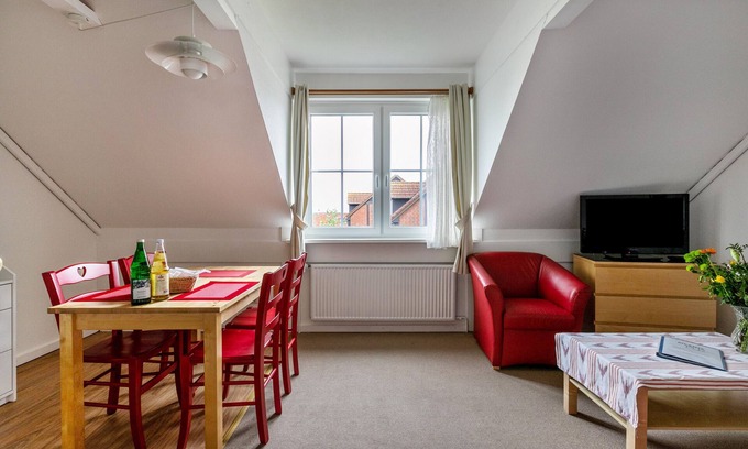 Ostersiel Apartment | Apartment 'Atlanta 206' with Shared Terrace, Private Garden and Wi-Fi