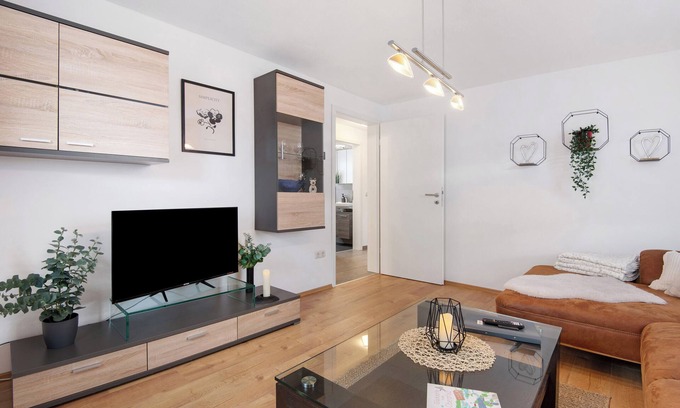 Schwandorf Apartment | Apartment 'Aufm Weinberg 1' with Wi-Fi