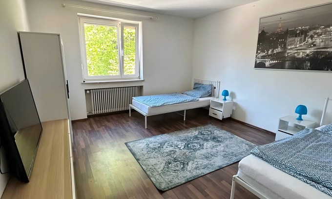 Universitatsviertel Apartment | Apartment 'Augsburg' with Wi-Fi