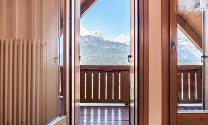Andalo Apartment | Apartment "Bazzanella 4" with Balcony and Mountain View