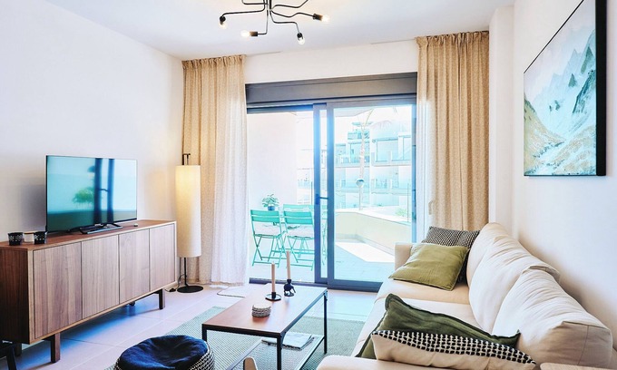 Los Llanos Apartment | Apartment 'Bc01 El Sueño Marinsa Beach 2' with Sea View, Wi-Fi and Air Conditioning