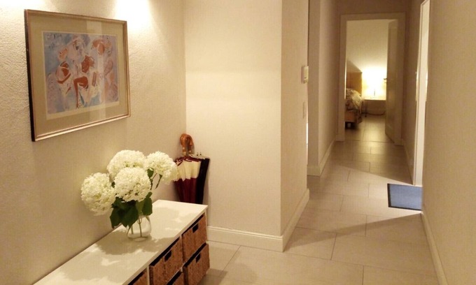 Bergisch Gladbach Apartment | Apartment between Leverkusen and Bergisch Gladbach