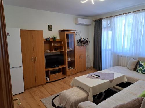 Devin Apartment | Apartment Beti
