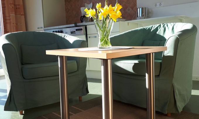 Berkenthin Apartment | Apartment between Lübeck and Ratzeburg: balcony, WiFi, directly on the Elbe-Lübeck Canal