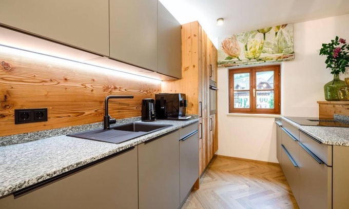 Oeblarn Apartment | Apartment Biddelmann - 1 Schlafzimmer, Bad, Sauna - Thorbäck Gut - Apartments im Schlosserhaus