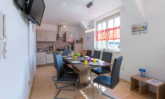 Ichenhausen Apartment | Apartment Big Family