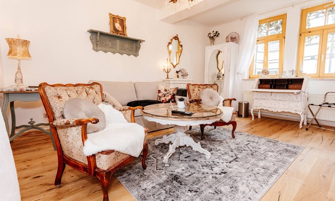 Quedlinburg Apartment | Apartment 'Bismarck Suite By Meis Quedlinburg' with Wi-Fi