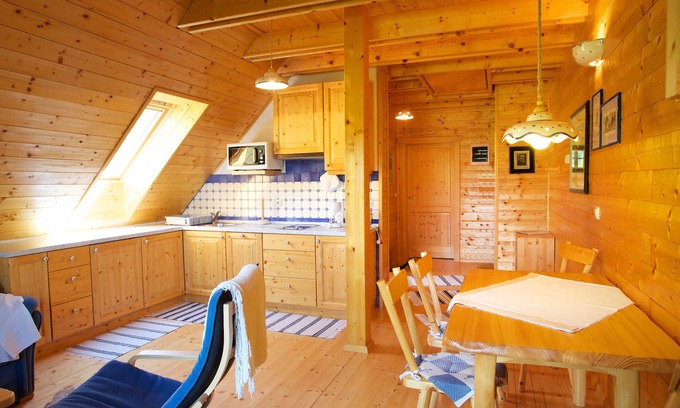 Lasko House | Apartment Blau on the farm Pirc