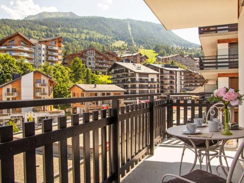 Saint-Pierre-de-Clages Apartment | Apartment Bouleaux A1 by Interhome