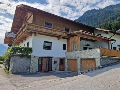 Strass im Zillertal Apartment | Apartment Brettfall Blick by Interhome