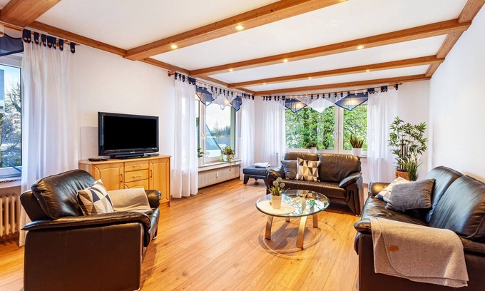 Meinerzhagen Apartment | Apartment "Busch" in the Village Centre with Wi-Fi
